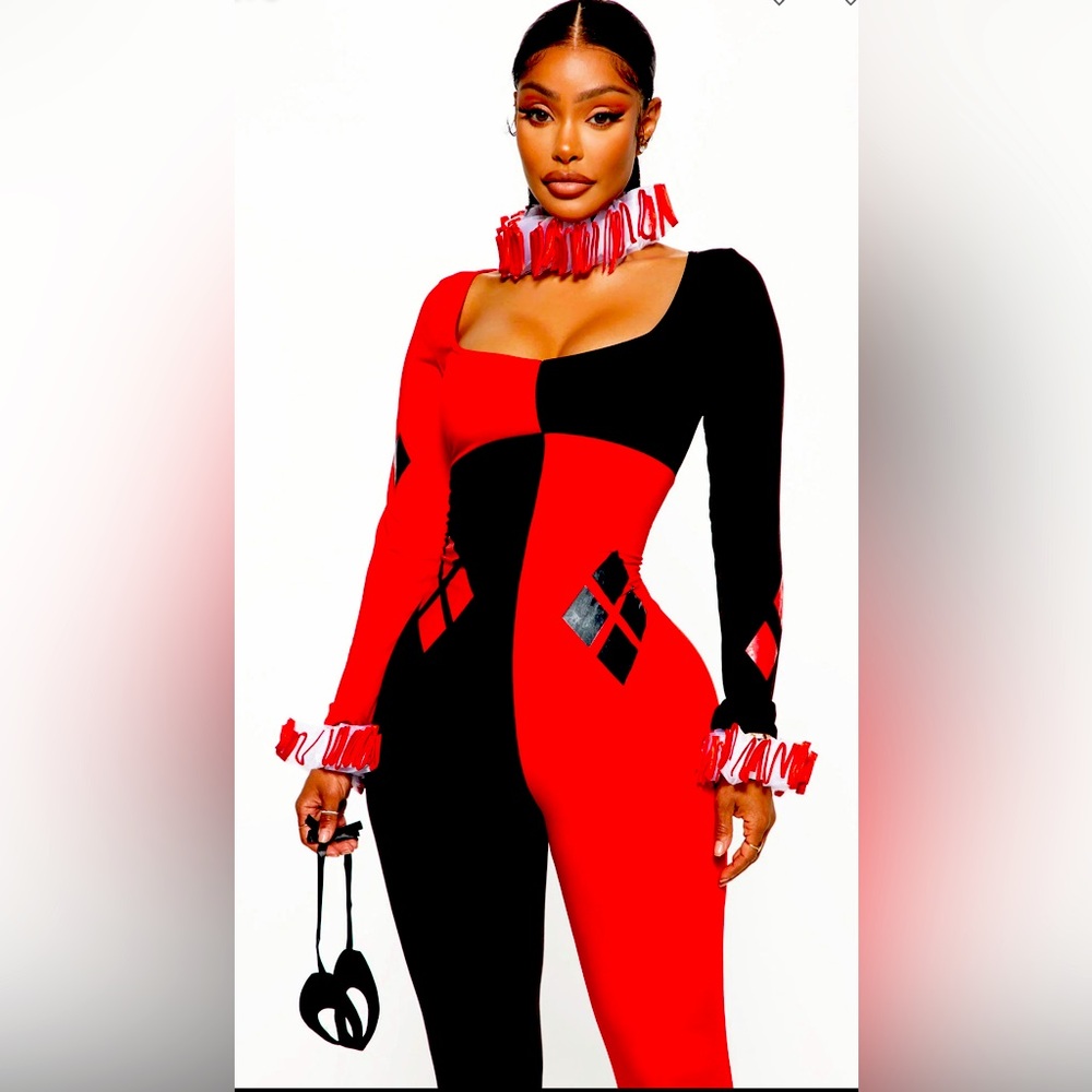 Comic Queen 4 Piece Set - Red/combo - Halloween